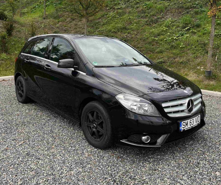 Mercedes inchiriat in Cluj pentru deplasari la Electric Castle