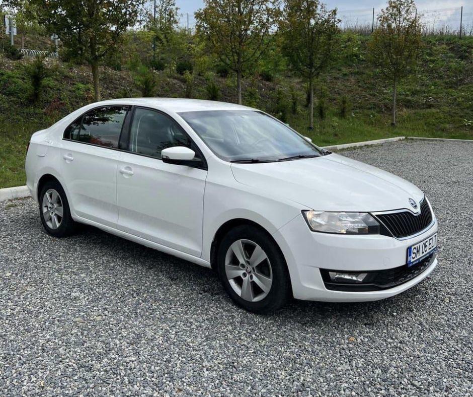 Dacia inchiriata in Cluj pentru deplasari la festival